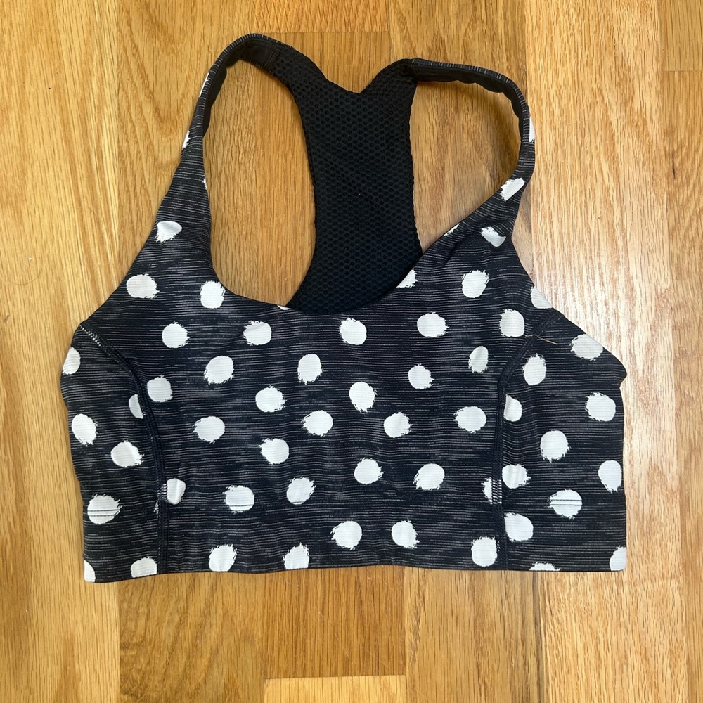 Outdoor Voices Sports Bra🤍🖤